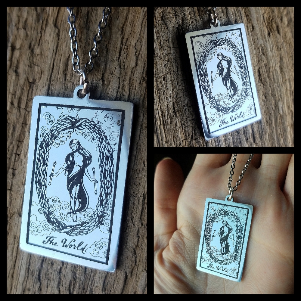 🖤 The World- Stainless Tarot Card Necklace